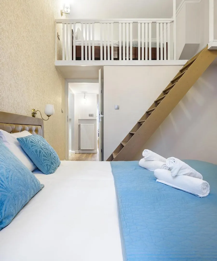 Tyzenhauz Apartments Kazimierz Краков 0*,  Польша